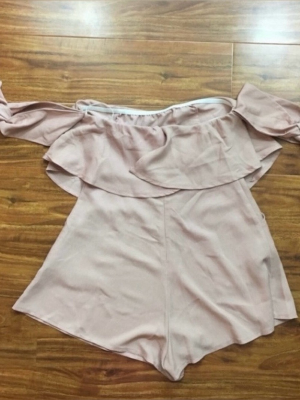 Raised By Wild Juniors Mauve Pink Off Shoulder Shorts Romper Size Small Bohemian